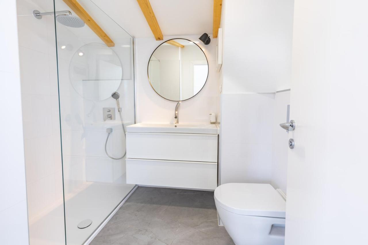 Seafront Baska Apartment Екстериор снимка